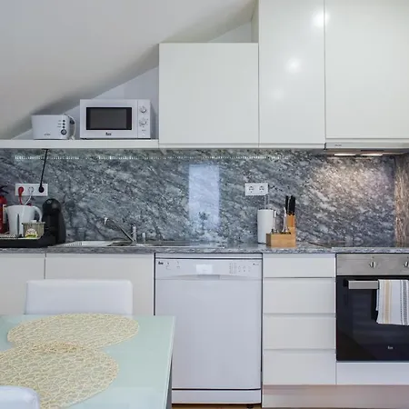 D. Joao Iv Apartamento
